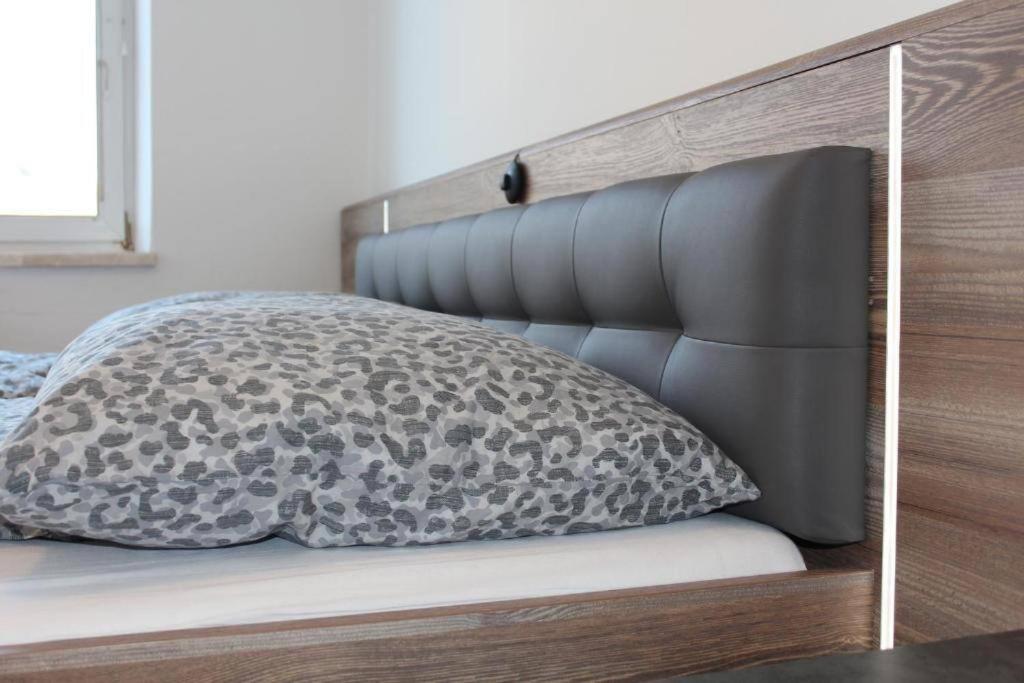 Zum Breyer Bnb City Apartment Baden Eksteriør billede
