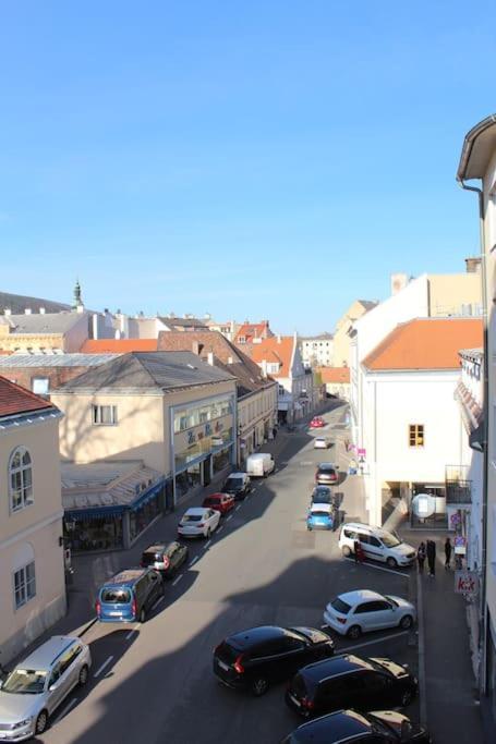 Zum Breyer Bnb City Apartment Baden Eksteriør billede